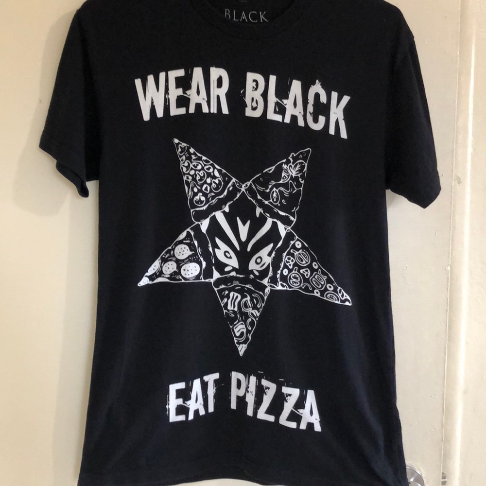 Wear black eat pizza tee BCC